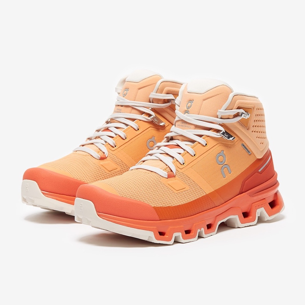 ON WOMENS CLOUDROCK WATERPROOF, BRAND NEW, Size 9, $229